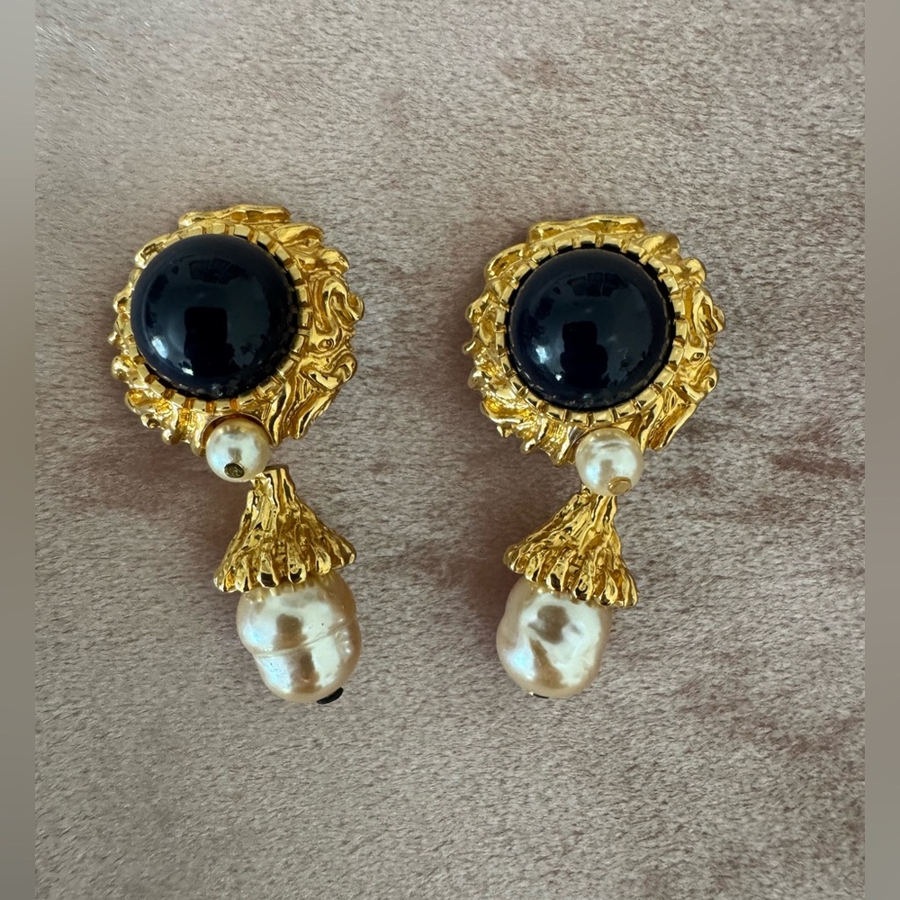 St. John’s Elegant Gold and Black Earrings